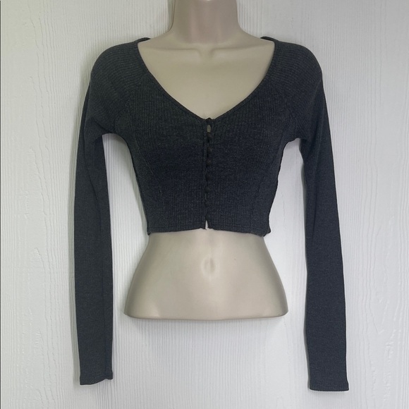 Free People Tops - Free People - We The Free Gray Ribbed Long Sleeve Button Down Crop Top Size XS